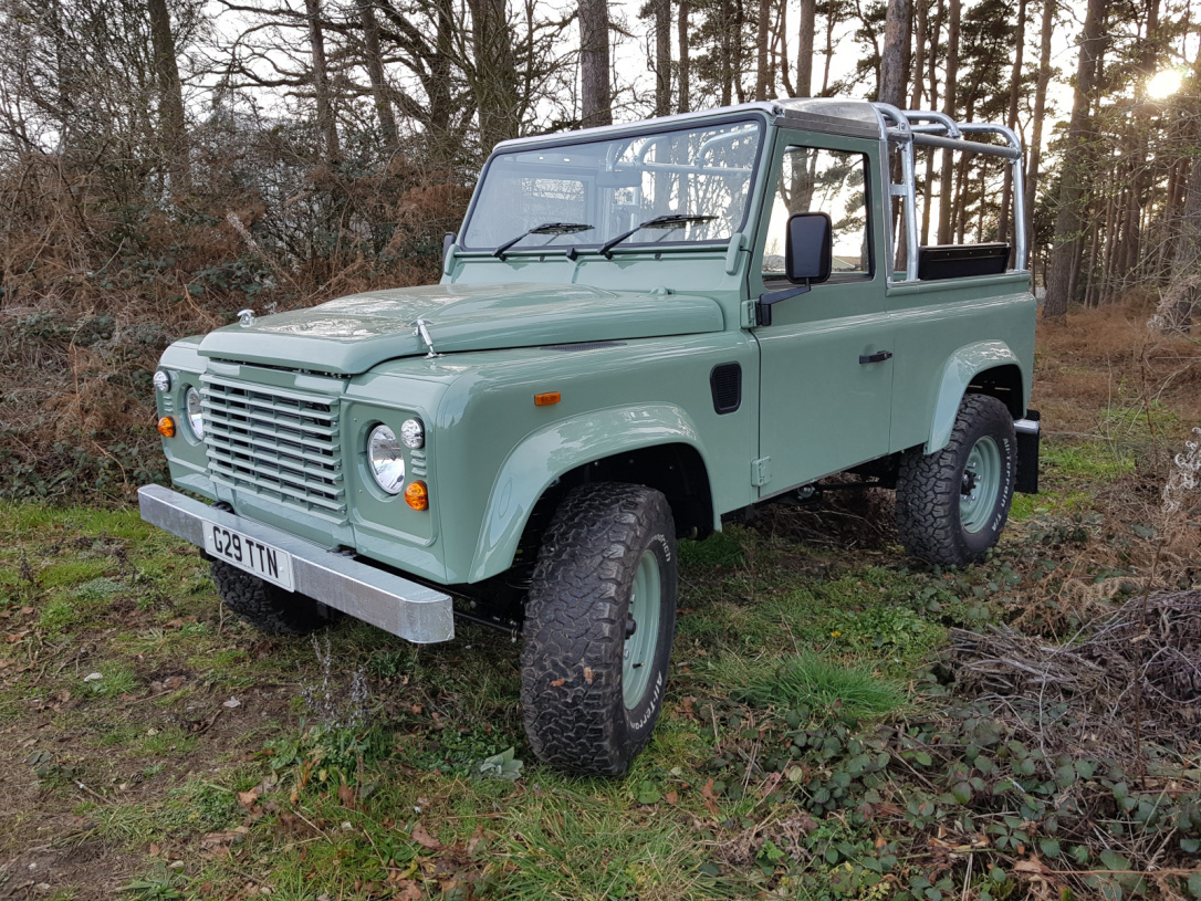 Defender 90 soft-top - Brancaster 90 Signature Model