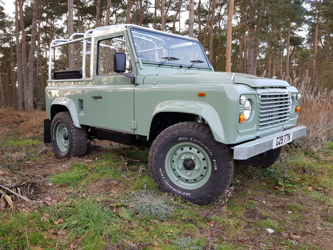 Defender 90 soft-top - Brancaster 90 Signature Model